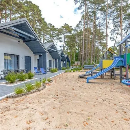 Nyaraló Holiday Close To The Beach, Jaros Awiec